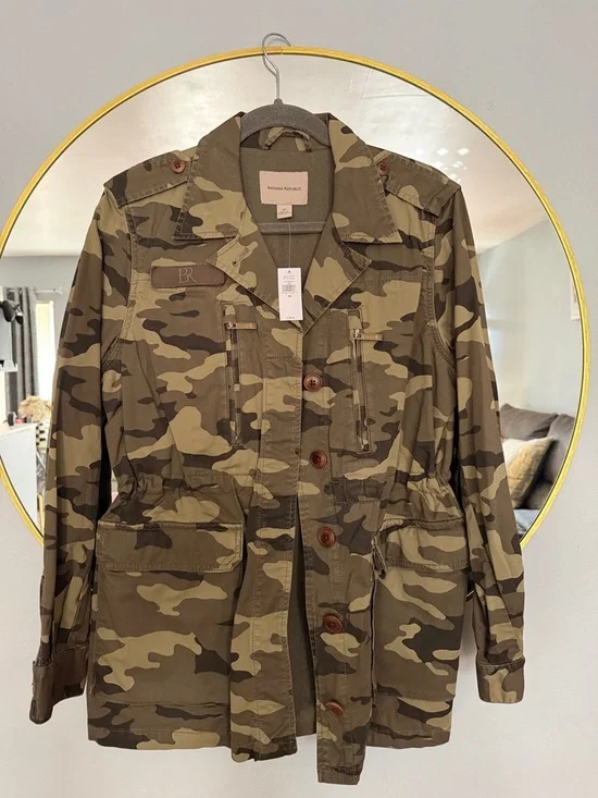 Banana Republic Women's Camouflage Utility Jacket - Olive & Khaki - Picture 1 of 6